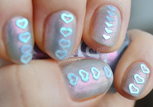 blue hearts valentines day pearl nails