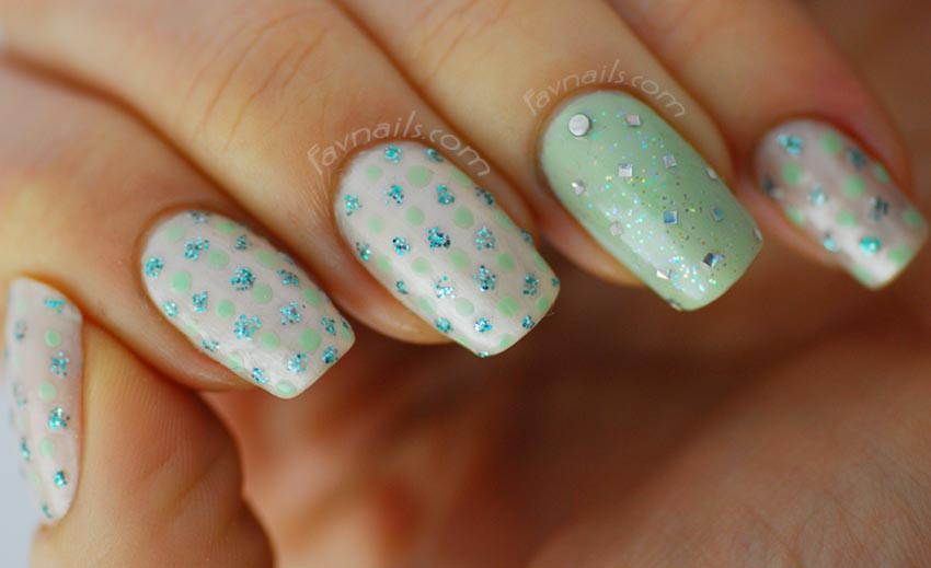 dotted glitter green mint easter spring nails