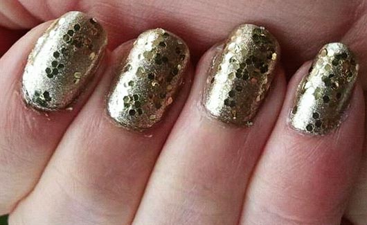 glitter gold shimmer party nails