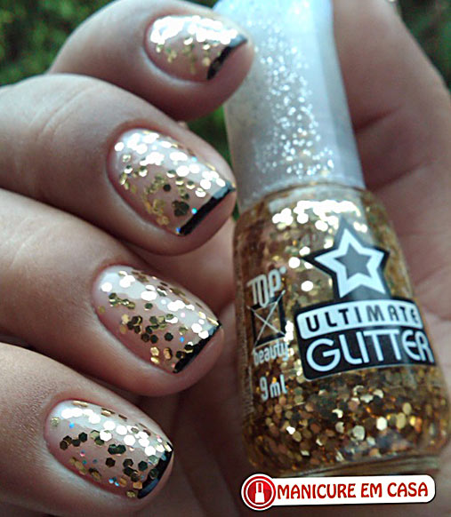 glitter new years eve party nails