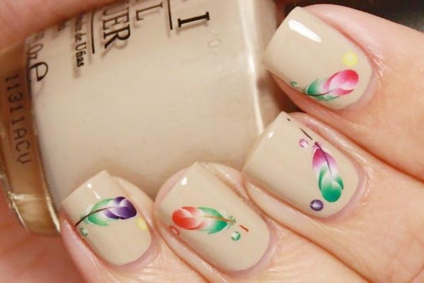 gradient feathers decals on neutral nails