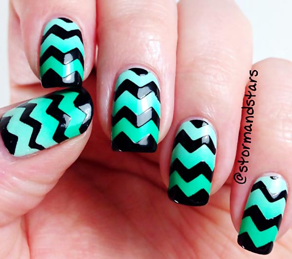 green black chevron nails