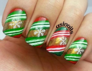 green red snowflakes christmas nails - Favnails