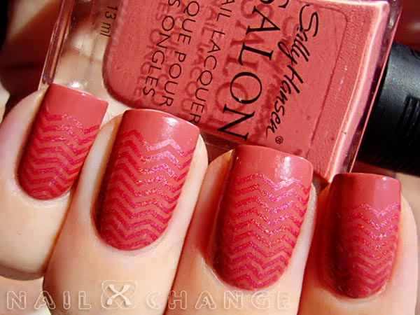 textured chevron nails